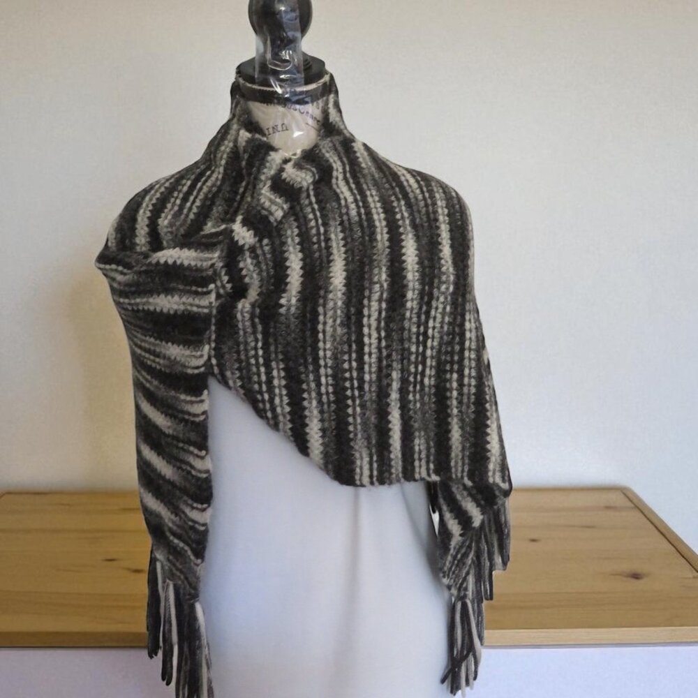 Eileen Fisher (The Fisher Project) Peruvian Baby Alpaca Scarf/Wrap w/Fringe, EUC - Picture 2 of 9